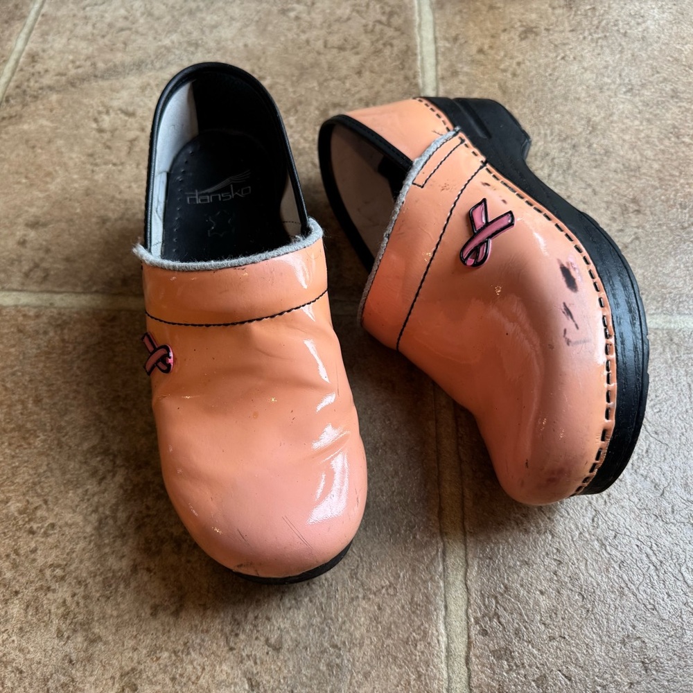 Dansko Women's Peach Clogs